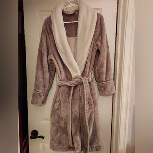 Fuzzy elephant robe
